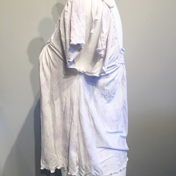 🌸Pretty pink and white top from AEO - Picture 3 of 5